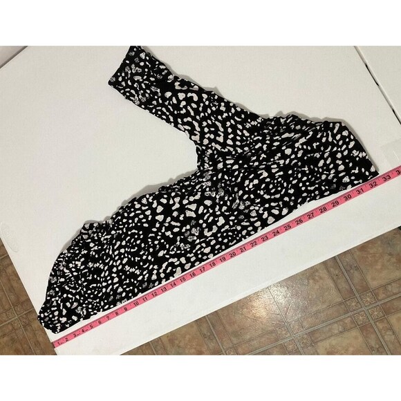 Jennifer Lopez JLO Womens Shirt Triple Keyhole Black White Leopard Paisley Large - Picture 6 of 6